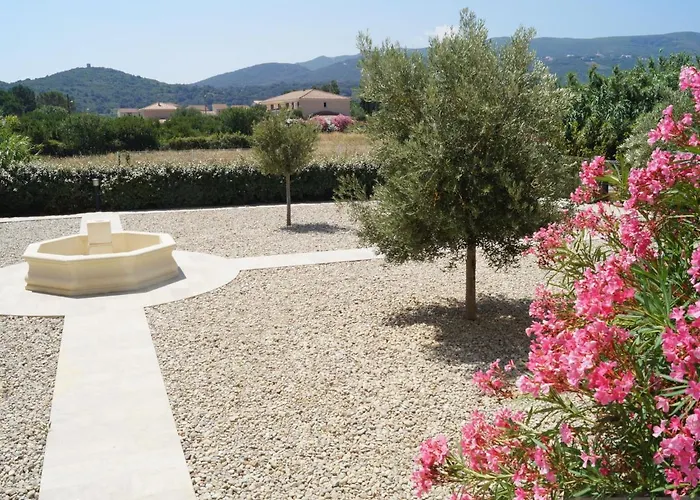 T2 Vue Cap By Interhome * Rogliano