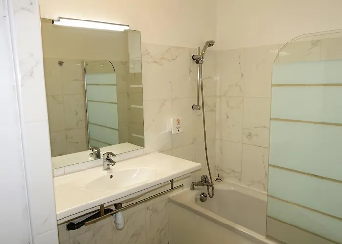 T2 Vue Cap By Interhome