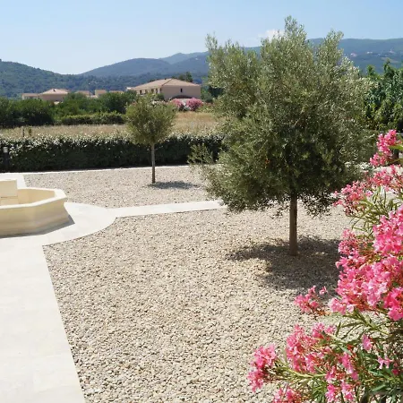 T2 Vue Cap By Interhome * Rogliano