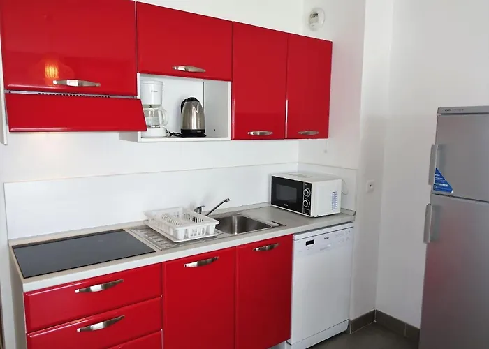 T2 Vue Cap By Interhome Rogliano